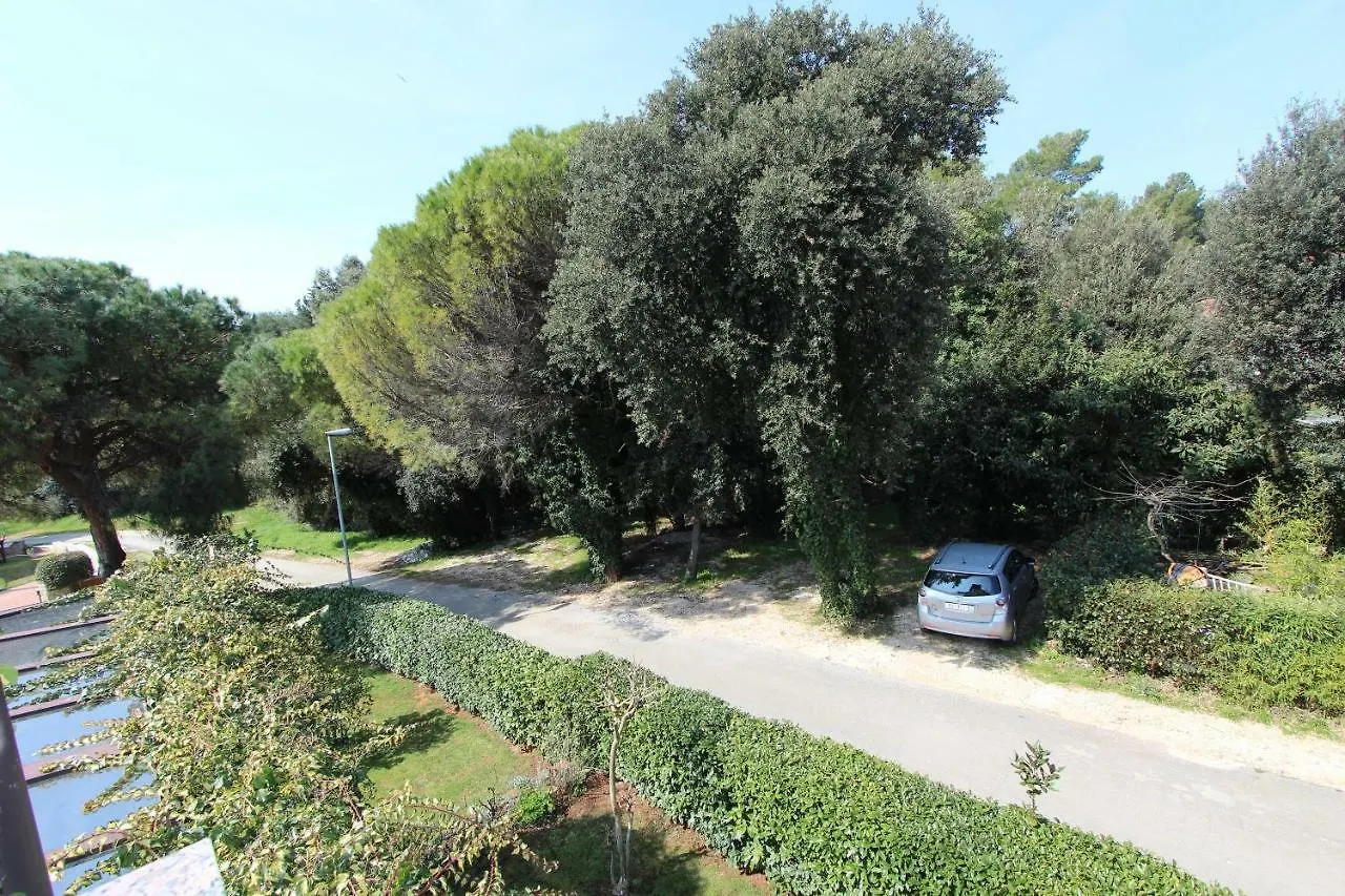 Apartments Jasna Rovinj 0*,